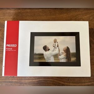 NWT AEEZO Portrait 9" Wall Mountable Digital Photo Picture Frame WiFi Cloud 16GB